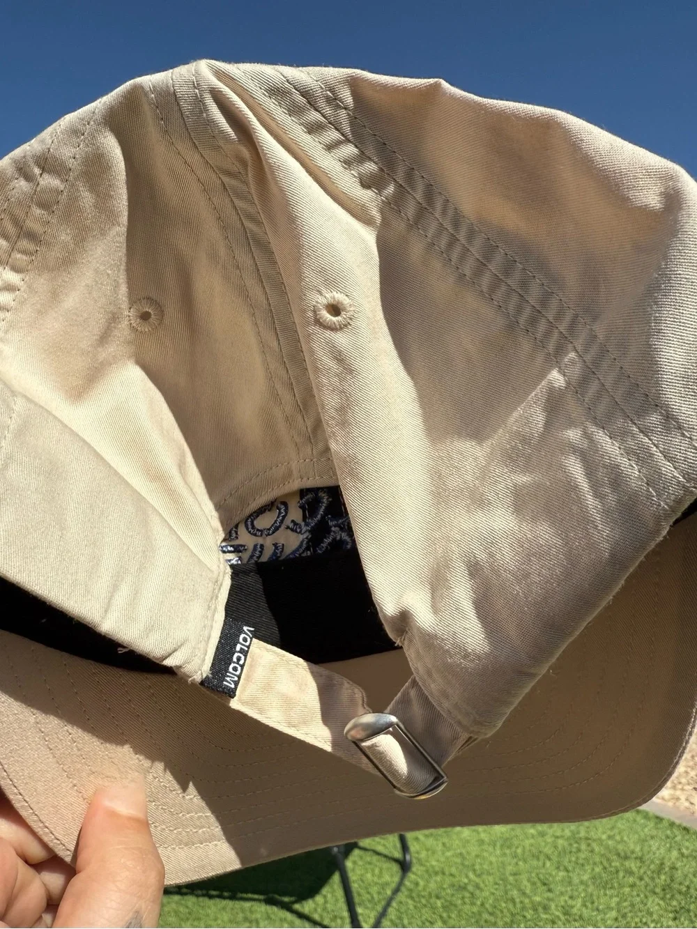Y2K volcom skate hat